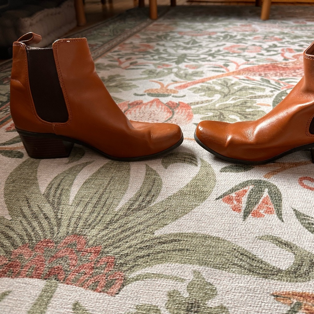 Target Fall Boots